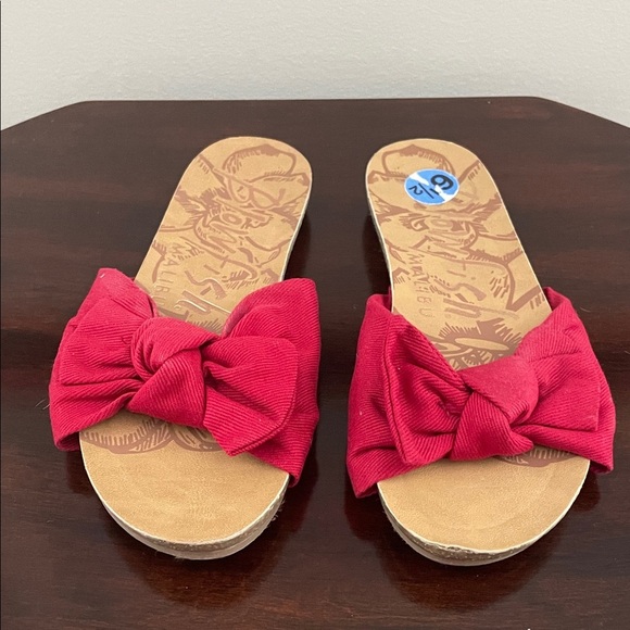 Blowfish Malibu Red Bow Slide Sandals - Picture 1 of 3